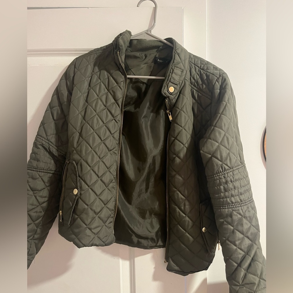 Size Medium Green Jacket